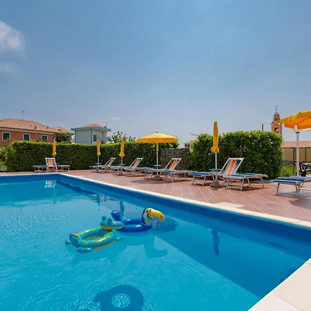 Aparthotel Mizar 3 Pietra Ligure